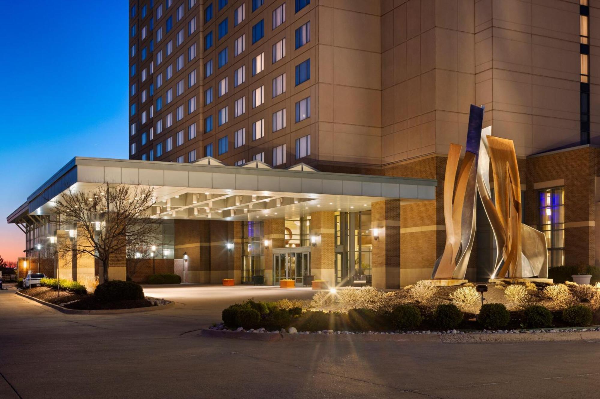 Sheraton Overland Park Hotel At The Convention Center Exterior foto